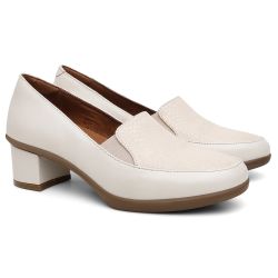 حذاء كعب طبي بيج مريح وأنيق 