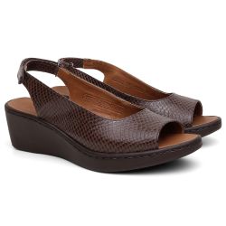 حذاء طبي بني متصل بنقشة جلد الثعبان