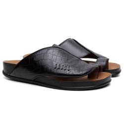 حذاء طبي أسود بنقشة جلد التمساح